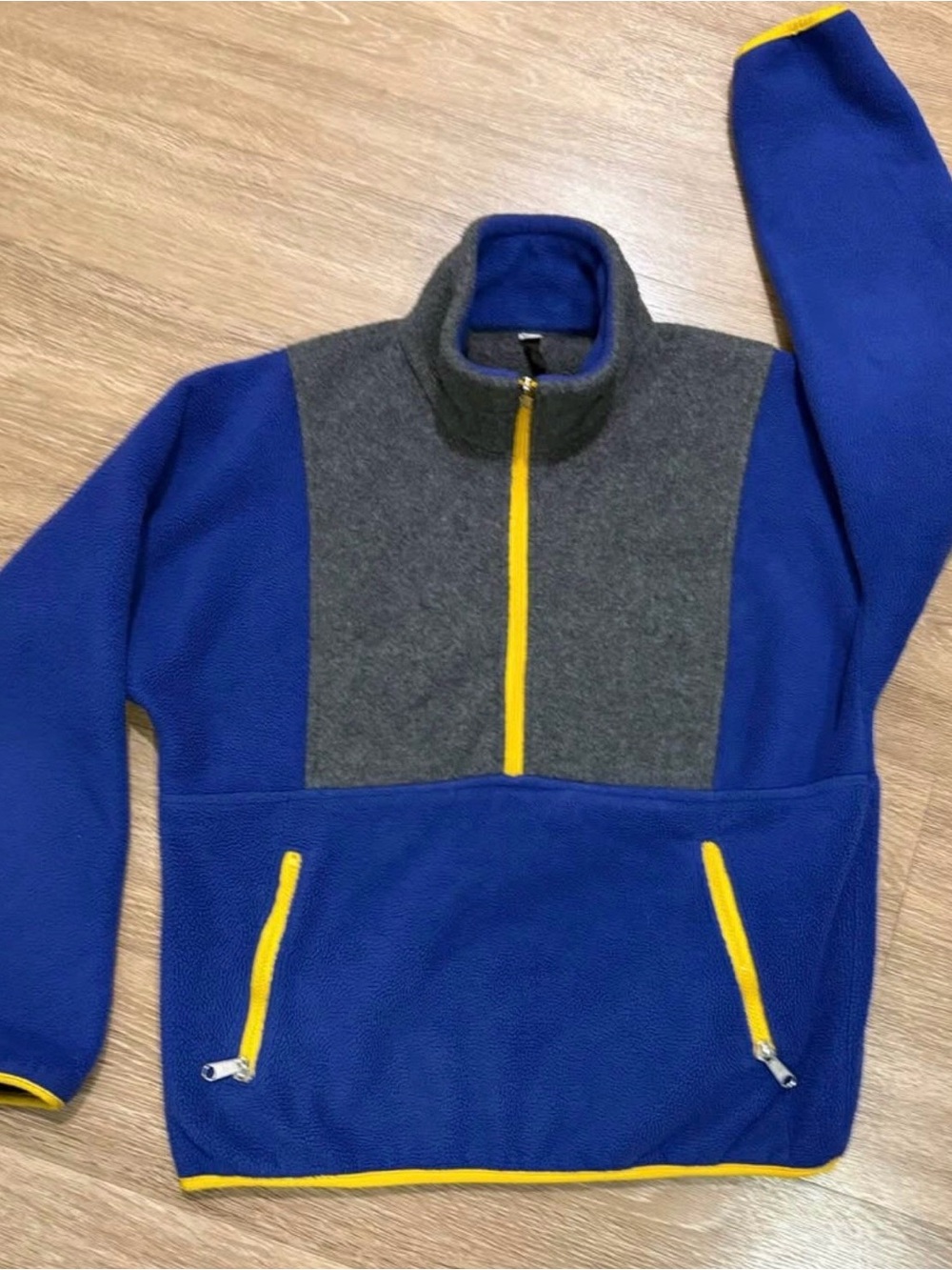 The North Face Blue and Gray Half-Zip Fleece Pullover with Yellow Trim 90s USA